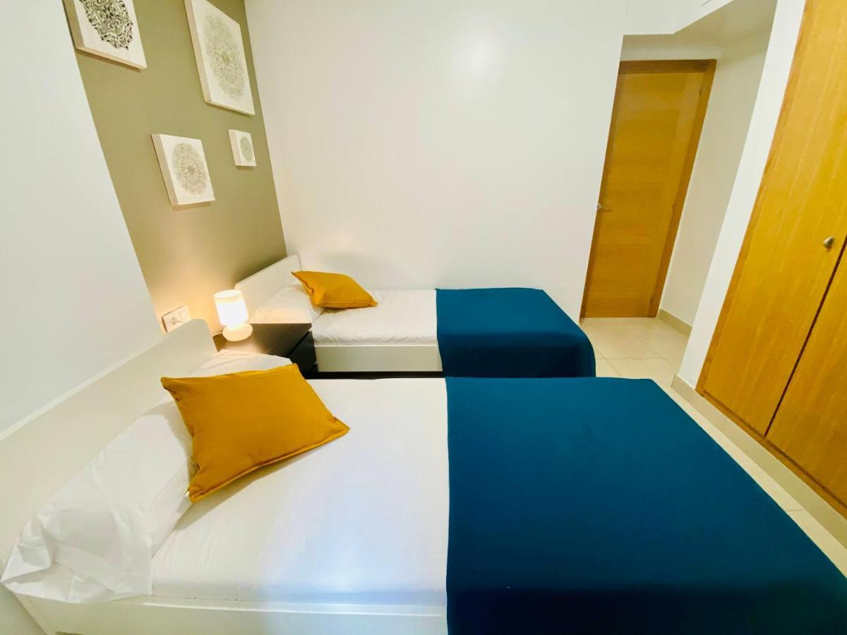 M & B Beach Apartment Valencia Eksteriør billede